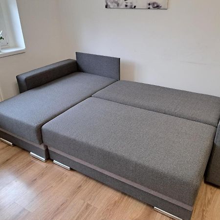 Dwa Pokoje Na Parterze Dla 2 I 2 Osob Appartement Chorzów Buitenkant foto