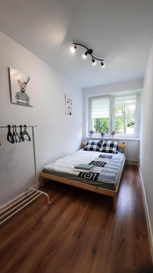 Dwa Pokoje Na Parterze Dla 2 I 2 Osob Appartement Chorzów Buitenkant foto
